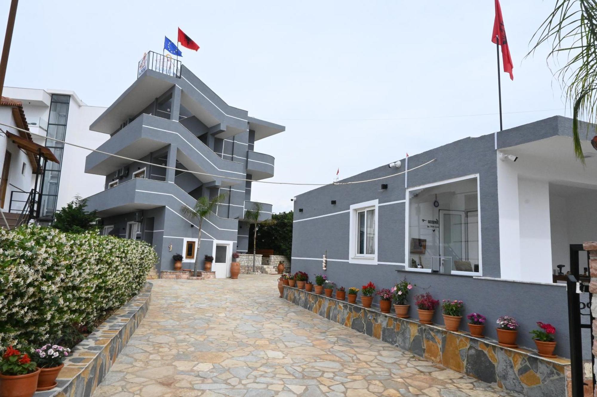 Vila La Familia Ksamil Extérieur photo