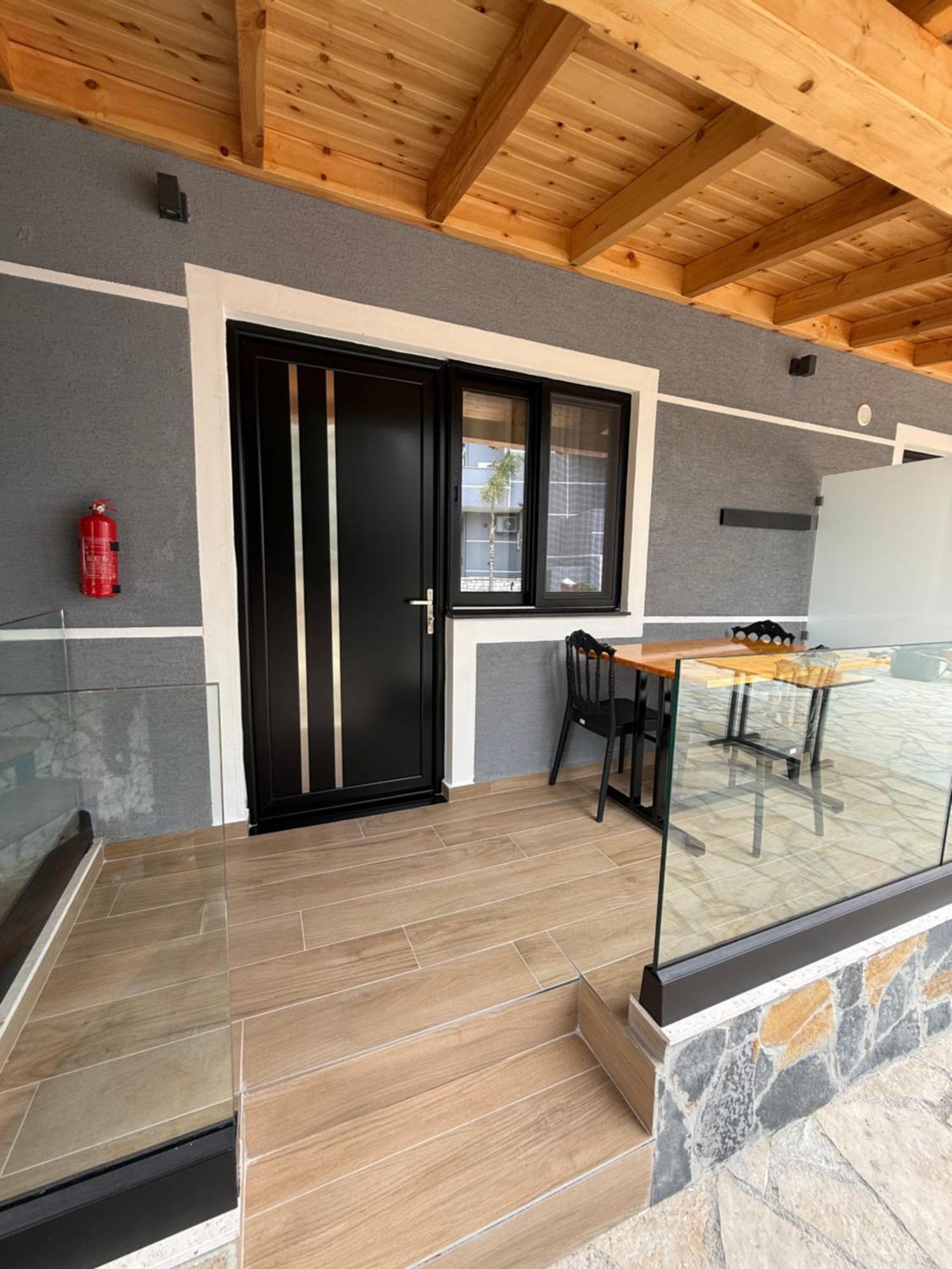 Vila La Familia Ksamil Extérieur photo